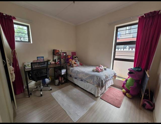 2 BEDROOM PROPERTY TO RENT IN BARBEQUE DOWNS